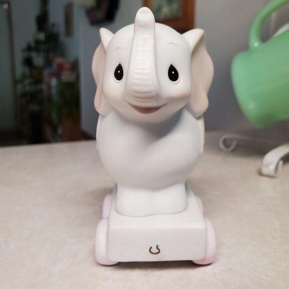 Precious Moments Birthday Train - "age 4" br “May Your Birthday Be Gigantic” - Picture 5 of 6